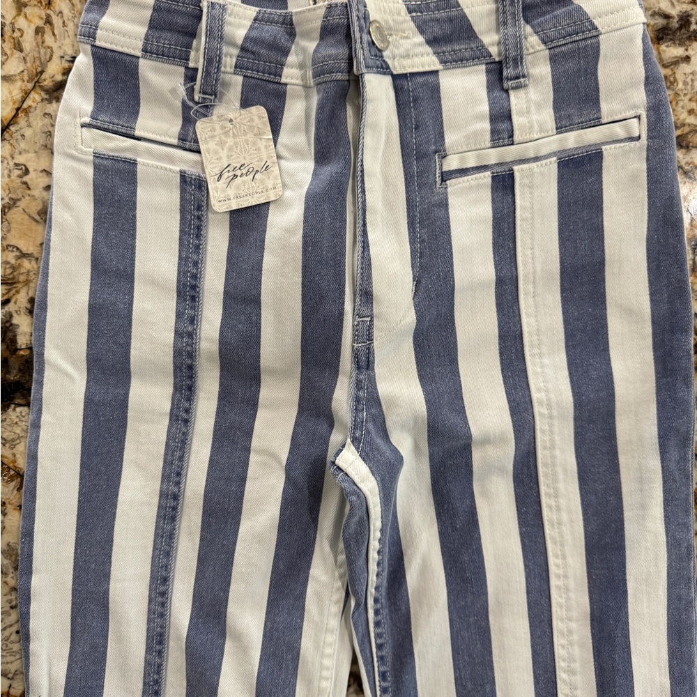 *NWT* Free People Blue and White Striped Pants with Red Star - Picture 9 of 13